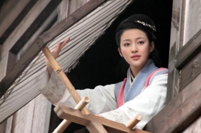 激情燃烧的岁月!因“武松”一炮而红却和王思懿因戏生情,今成人生赢家