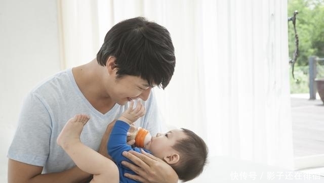 吃奶量|宝宝出现这五个信号，断夜奶不能再拖，“四步断奶法”轻松断夜奶 30