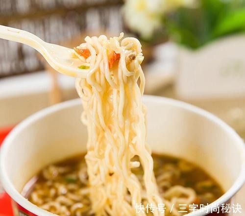 大学宿舍公认好吃的5种泡面，尤其最后一种，元气高汤，一碗见底