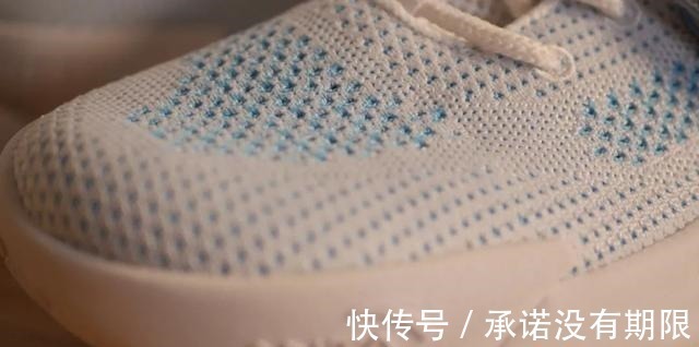 实战 三百块入手国产好鞋!设计大升级 配置不逊色千元旗舰款!