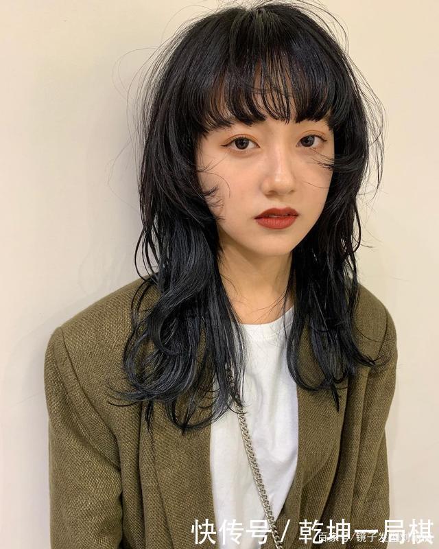 2021发型别乱剪，先看看这10几款，利落洋气还显气质