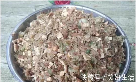 萝卜包子该怎么做?这种做法皮薄馅大,我家三天要吃一次