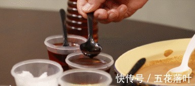 庄老板|调份顺滑开胃的酱料，拌碗满分冷面！