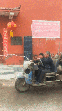 |搞笑GIF:连甩鱼竿都不会,我来教你!