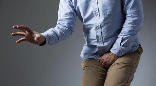 患了前列腺炎,要对4种食物说“不”!医生提醒:2个方法可缓解