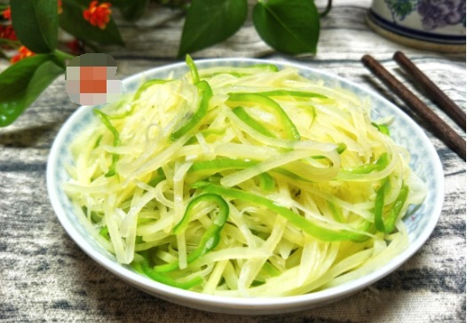 吃这菜真爽,两三下炒一盘,隔几天就做一回,比大鱼大肉都香