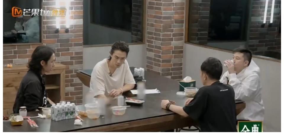 披荆斩棘|《披荆斩棘》阵营抢位战, 张淇踏出舒适圈, 京味说唱, 燃炸全场!