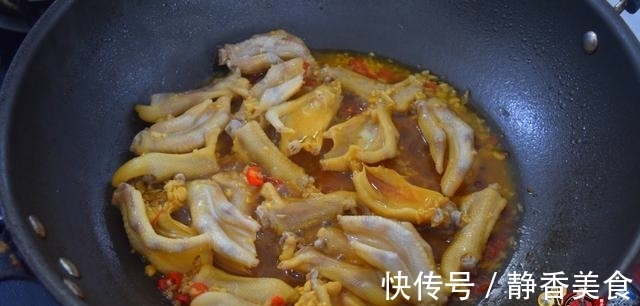 鸭掌|蒜汁鸭掌最好吃的做法,简单美味又下饭,看看你喜欢吃不?