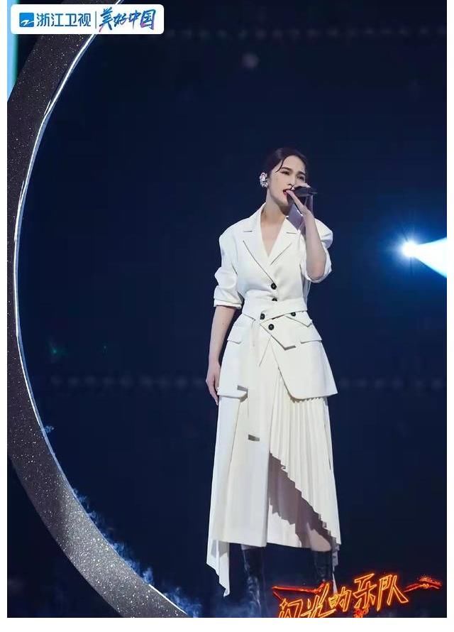 《闪光的乐队》实力音乐人耳目一新组乐队