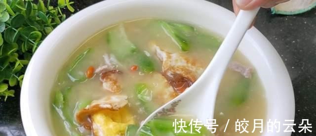 开胃汤|1根丝瓜3个蛋，教你一锅我家最爱喝的开胃汤，汤汁奶白营养又好喝！