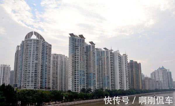 房子|原来有钱人买房都选择东边的房子,听售楼表姐分析完,后悔买早了