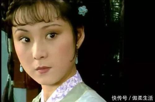 贾府|袭人劝架时,晴雯的一番话,揭露了袭人在贾府的真实处境