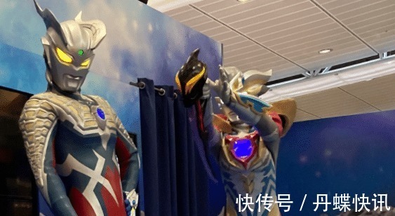 奥特曼|泽塔奥特曼趣味线下见面会 贝贝剑看到赛罗当时直接就是一口