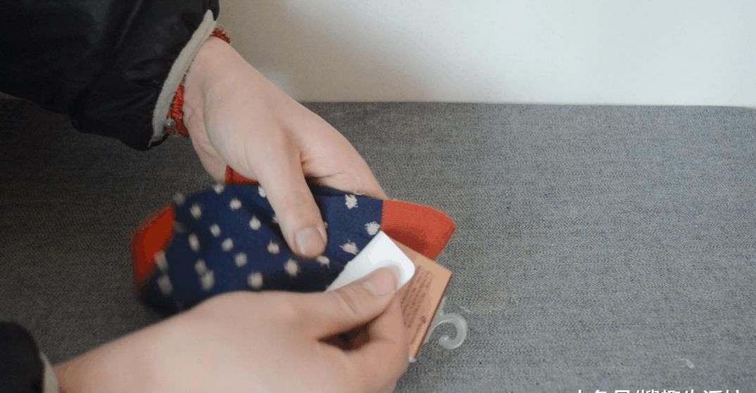 原来袜子上的挂钩还有这个妙用, 看到的人没有一个不夸好的