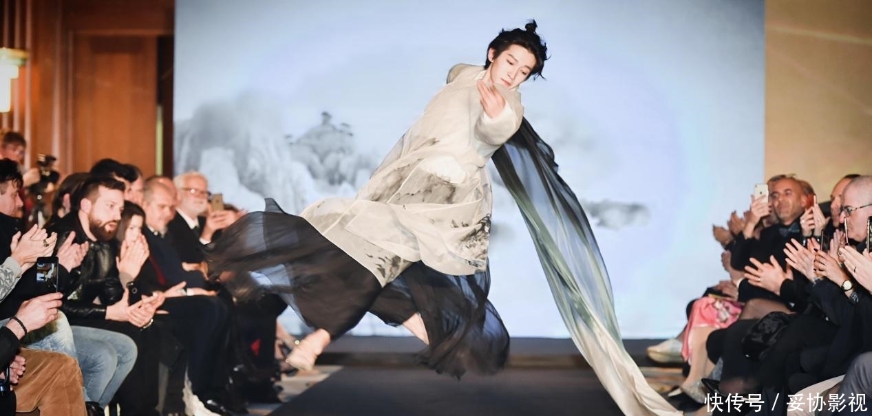 人红是非多还是粉丝惹的祸?刘宇被曝学历造假,但这事他真挺冤的