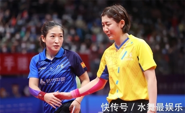 富婆|许昕美滋滋!富婆美妻开百万豪车接驾,贤妻宠爱他:昕哥更辛苦!