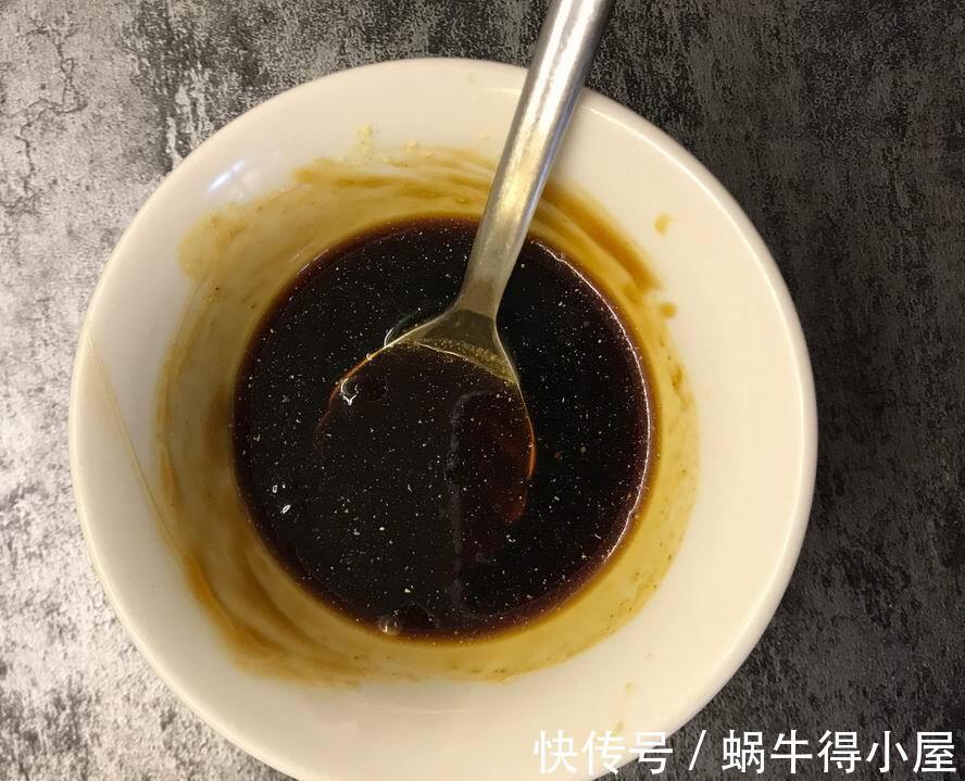 砂锅鱿鱼|口味丰富的砂锅鱿鱼，制作简单，香气四溢