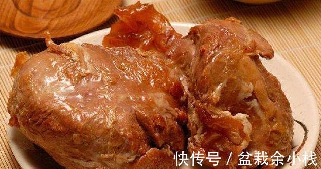 酱牛肉|大厨伯伯教我做酱牛肉，只需要三步，软嫩筋道，比卤肉店卖的好吃