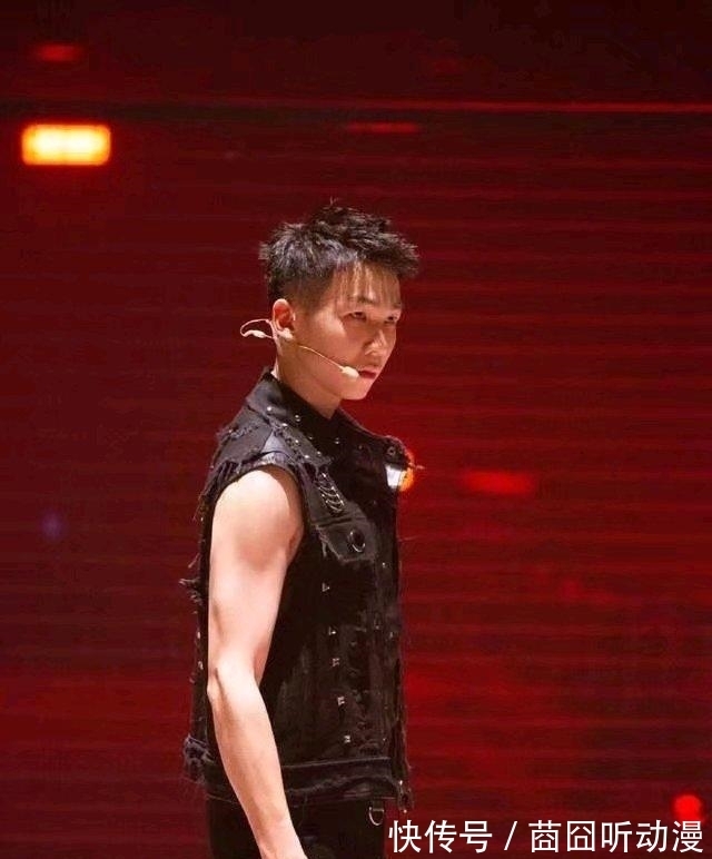 快乐男声|披荆斩棘的哥哥能够拯救捧红他么?被网友评为没有火的潜质!