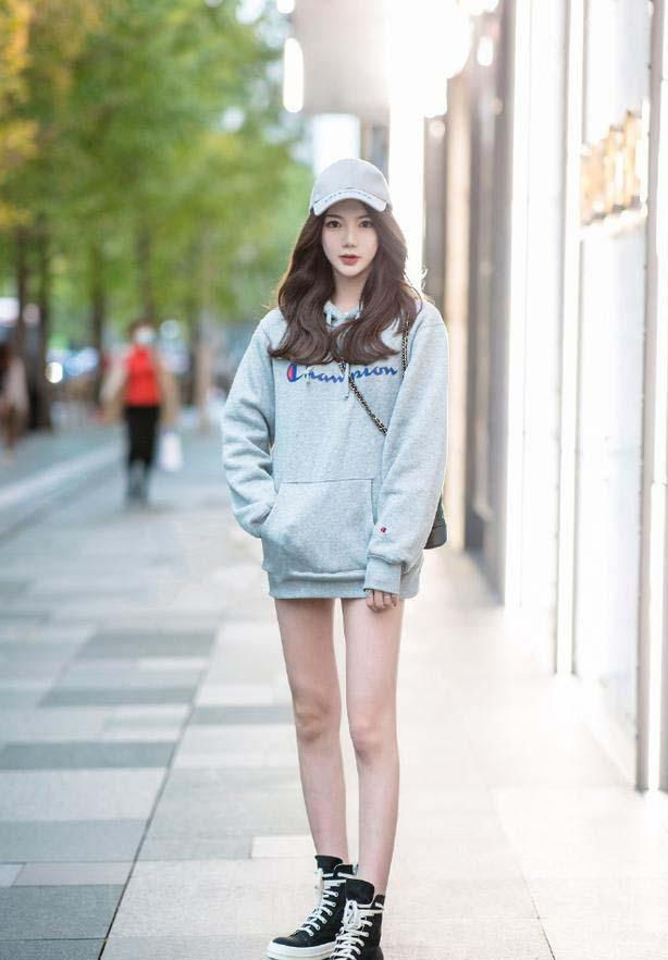 清新|清新靓丽的短发美女,白色的衬衫裙简洁大方,展现亭亭玉立的美感