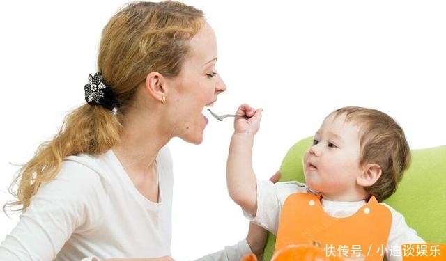 孩子|“会干的不干,不会干的抢着干!”2岁娃“帮倒忙”能力一流?