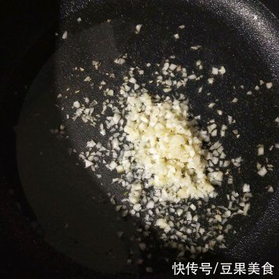 零失败清蒸蒜蓉娃娃菜，大厨原来这么好当