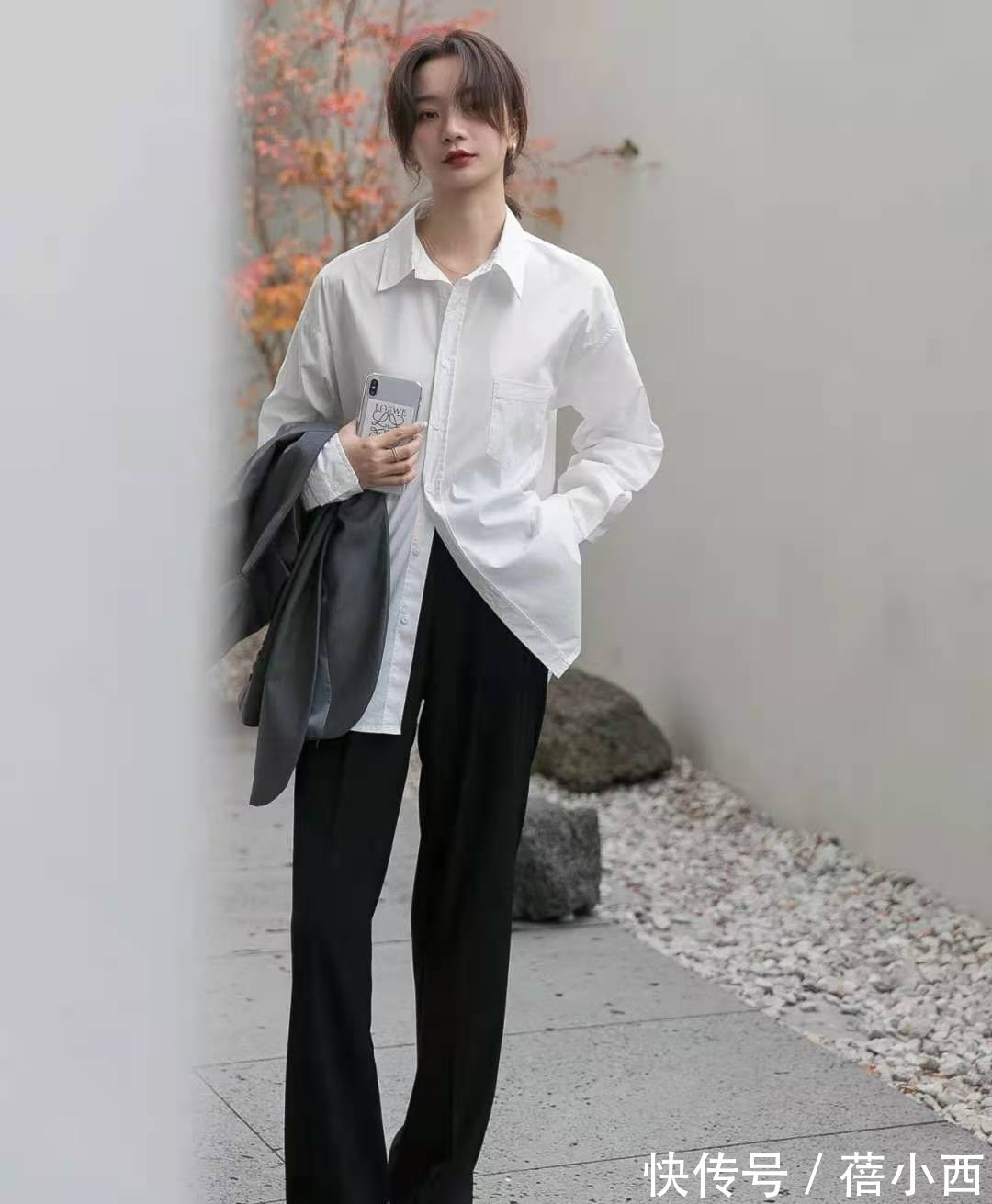 时尚|又到了穿“衬衫”的季节,送你5套搭配方案,承包整个秋季的时尚