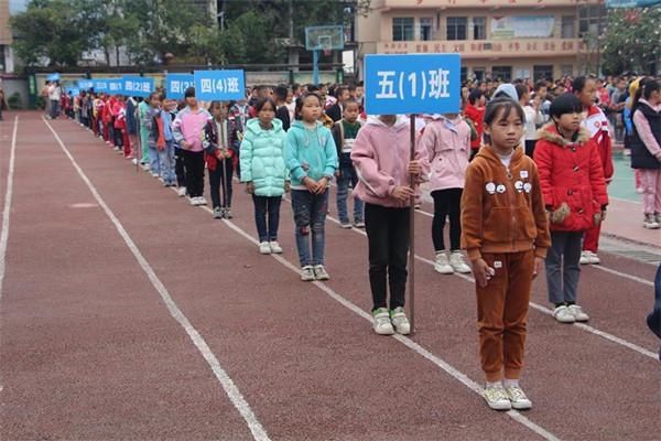 好看|天柱：渡马镇小学大课间“你笑起来真好看”