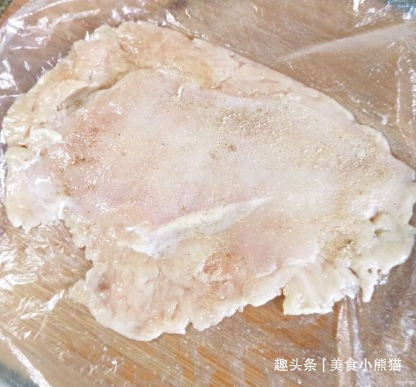 教你在家做超级美味的芝士鸡肉卷，外皮酥脆流行馅，芝士控的福利