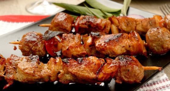 危害|滥喝啤酒的危害不可小觑夏天喝啤酒需要注意的事项