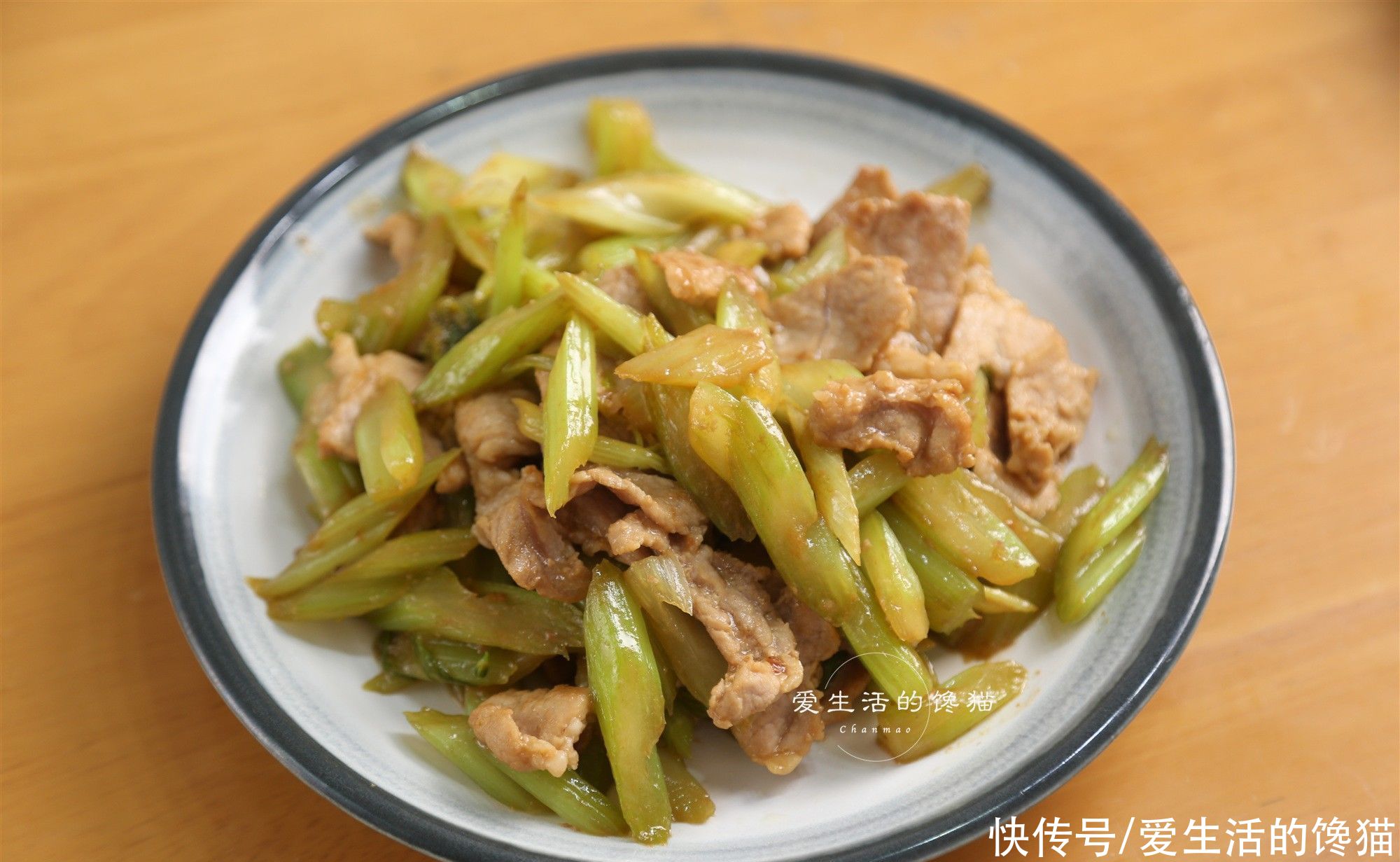  银河系|婆婆做的午餐，3菜1汤，营养美味，网友：上辈子拯救了银河系