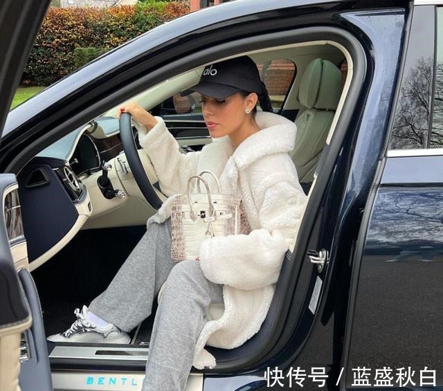 有孕|恭喜C罗!乔治娜太拼,有孕在身还坚持在户外工作,有意遮住肚子!