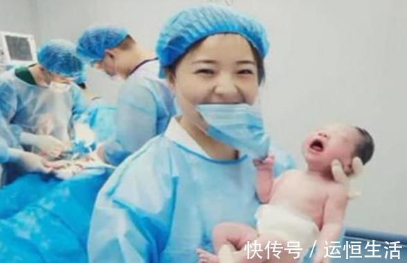 胎脂|“天使女婴”出生就走红,高颜值获得网友称赞,护士:从没见过