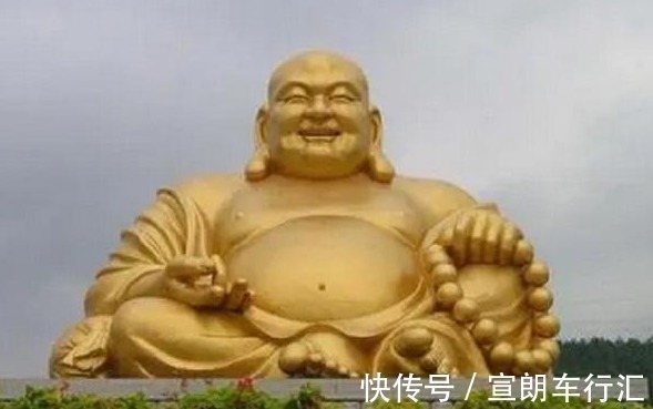 左大玢&还记得因长得像“弥勒佛”走红的男子吗?被富婆供养后,现状怎样