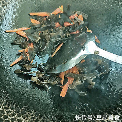 超级简单的炒佛手瓜，赶快get起来