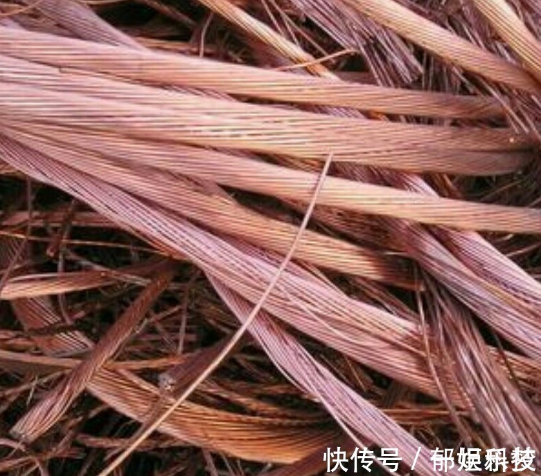 螺丝钉|家具上螺丝孔变大,螺丝无法拧紧怎么办快试试这个小妙招,好用