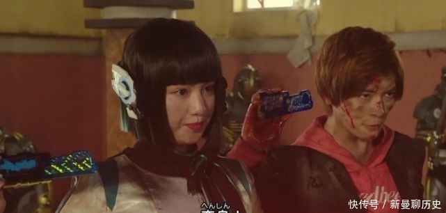 假面骑士01|假面骑士01:或人现场教伊兹变身,当前辈的感觉真好