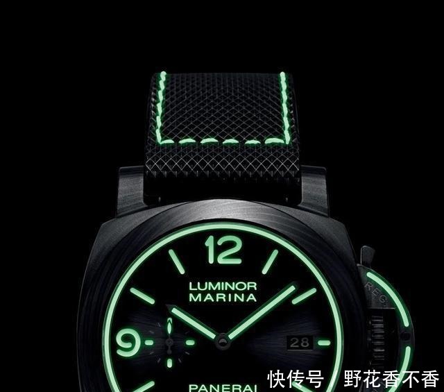 RR · TRENDS腕上的寻光之旅