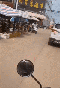 |搞笑GIF:冬天静电有多可怕