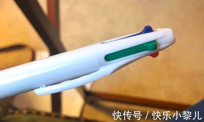 迷惑|孩子“全国统一”的8种迷惑行为,父母抱怨无聊,娃却无限满足