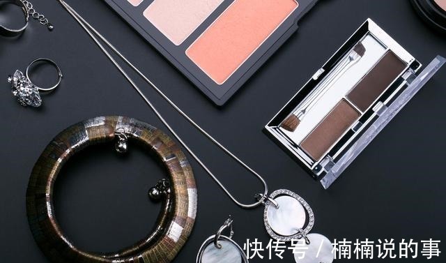 刺痛感 “早C晚A”护肤已近3年,说说经历的那些坑和现在的皮肤情况!