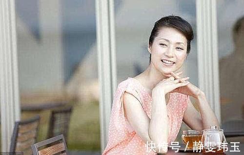 更年期|女人45岁后,身体若发出“3种信号”,莫大意,可能更年期要来临