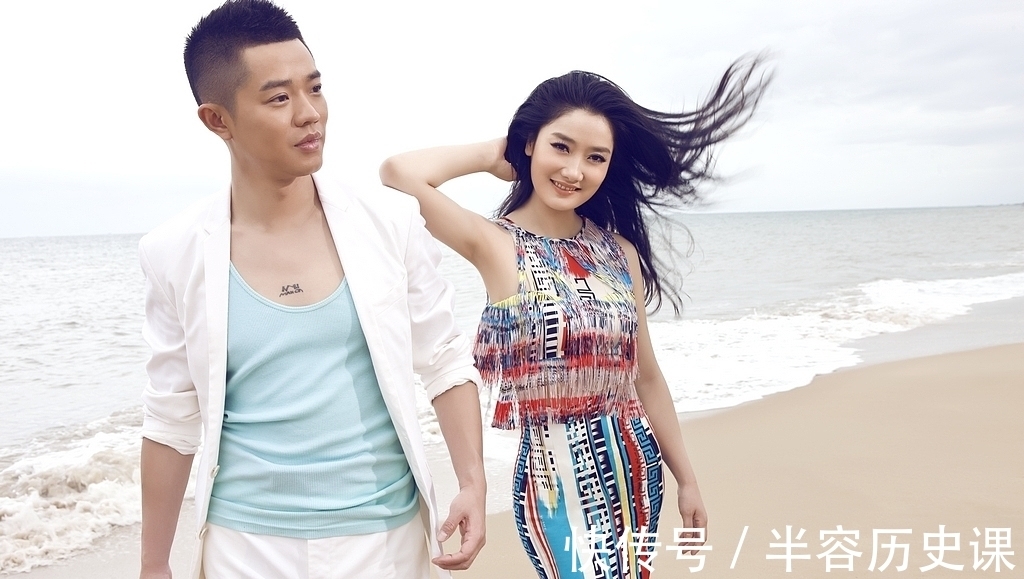 曾毅|如此傳奇的玲毅事件,鳳凰傳奇,年輕人的新偶像,翻紅于2021