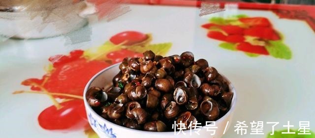 食用油|入秋的田螺这样做,鲜辣入味,解馋过瘾,吃完还想吃!