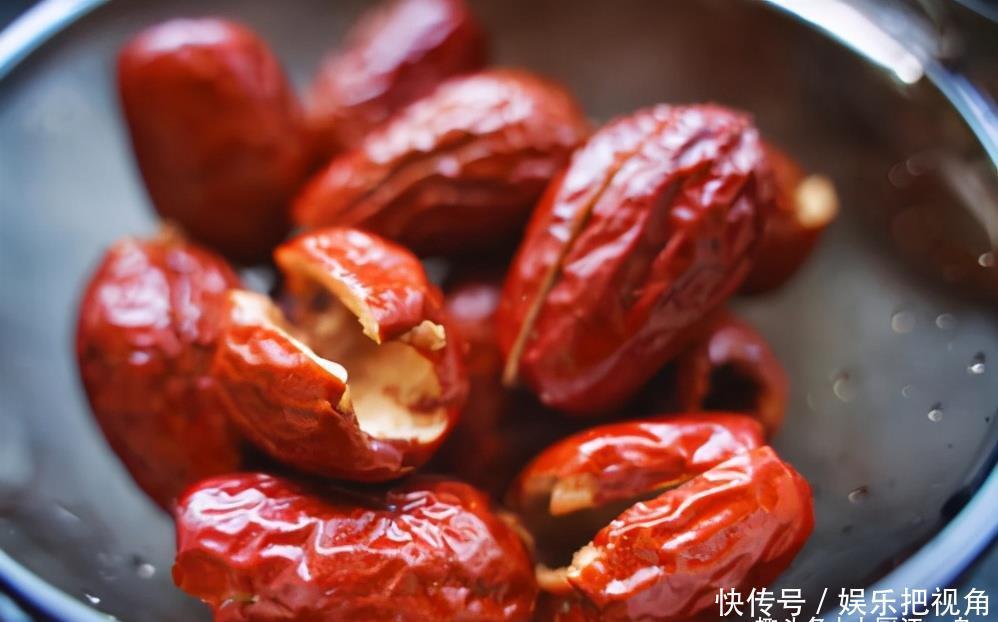 学会|天冷后多吃红枣,学会这种做法,红枣口感爽滑有弹性,营养又好吃