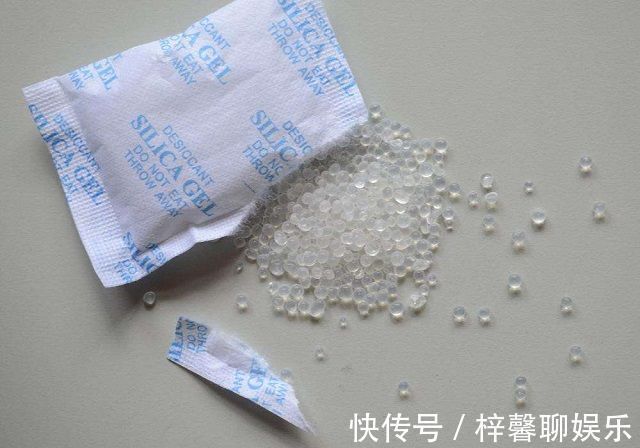 医生|孩子将502滴入眼睛,爸爸的应急措施,医生都大赞幸亏处理及时