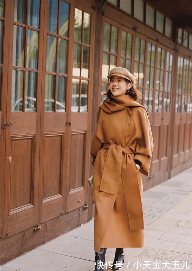 秋冬 有品位的中年女人,大衣都会选这些颜色,显年轻又颇具高级感