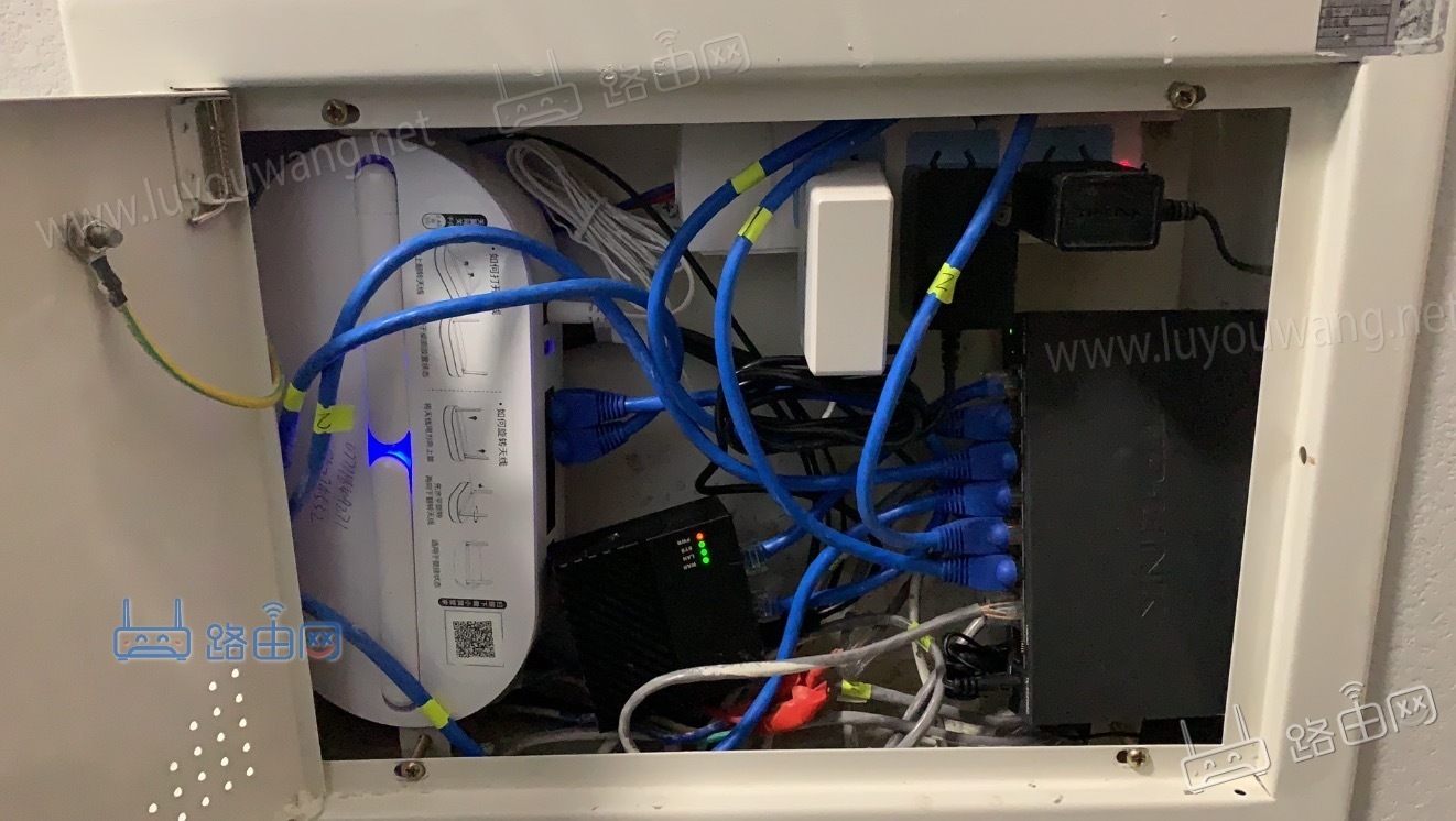 可以把家里的无线路由器放进弱电箱么?-52KMS