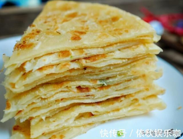 和面|烙饼怎么做才好吃?和面这一步做好,烙饼柔软又筋道,凉了都不硬