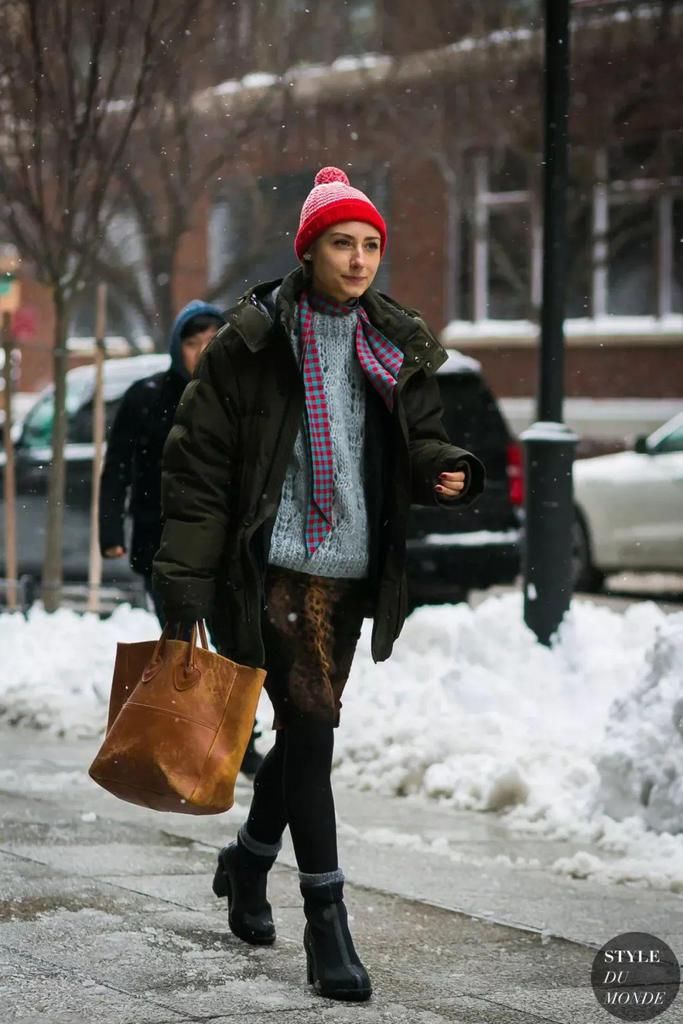 羽绒服+裙子=2021年最王炸组合，早穿早美！